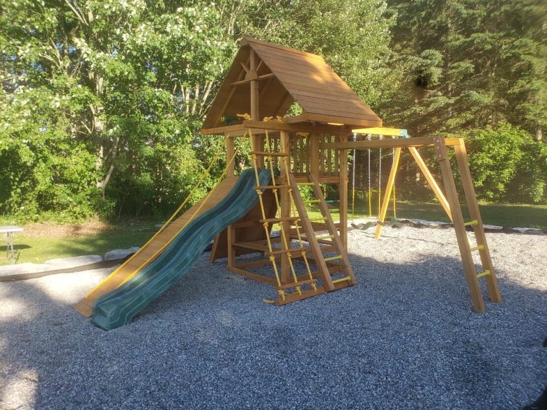 Dream 6 Seeleys Bay ON Jungle Gyms Canada