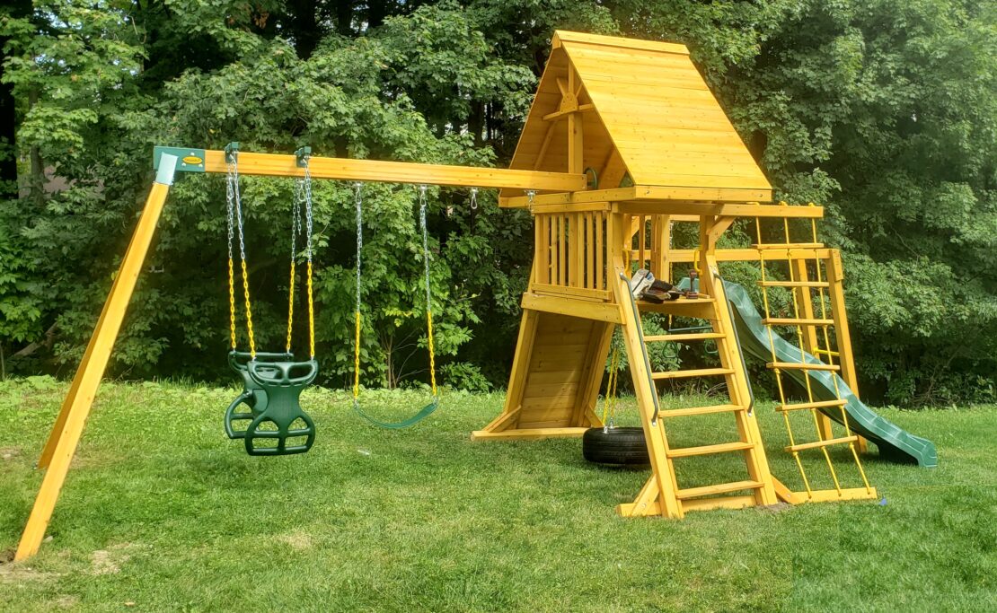 Supremescape 3 with glider Schomberg ON Jungle Gyms Canada