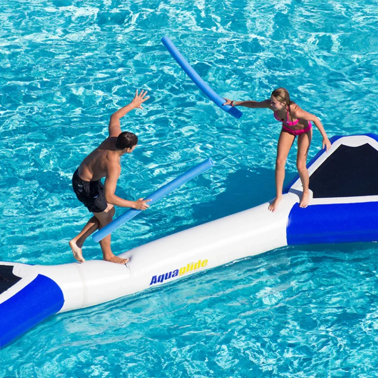 Aquaglide Foxtrot 20, pool obstacle