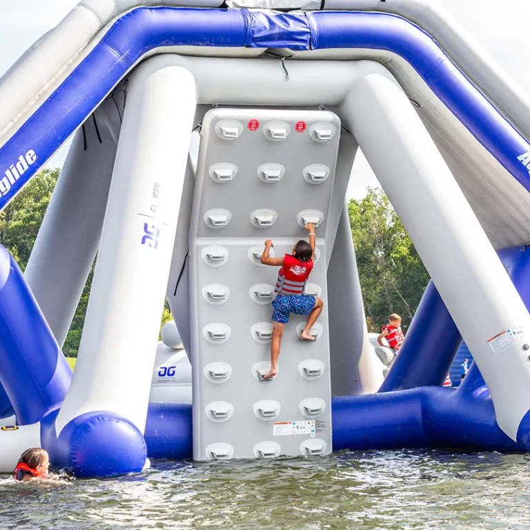 El Jefe Climbing Wall, Aquaglide El Jefe Climbing Wall