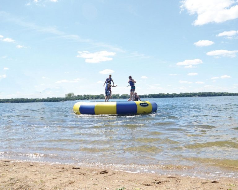 Water bouncer by Rave