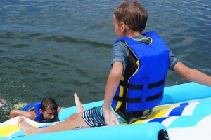 Rave Dock Slide